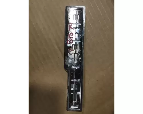 INTERNATIONAL 9900 Body Parts, Misc.