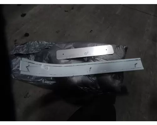 INTERNATIONAL 9900 Brackets, Misc.