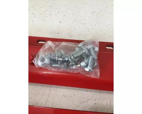 INTERNATIONAL 9900 Brackets, Misc.