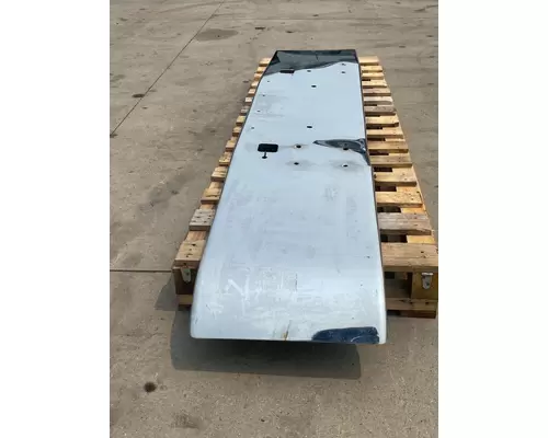 INTERNATIONAL 9900 Bumper