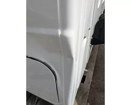 INTERNATIONAL 9900 Cab