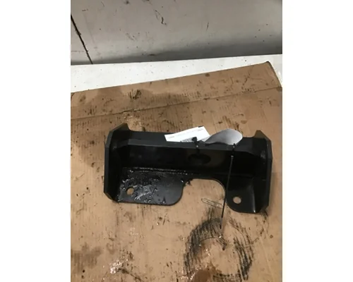 INTERNATIONAL 9900 Engine Mounts