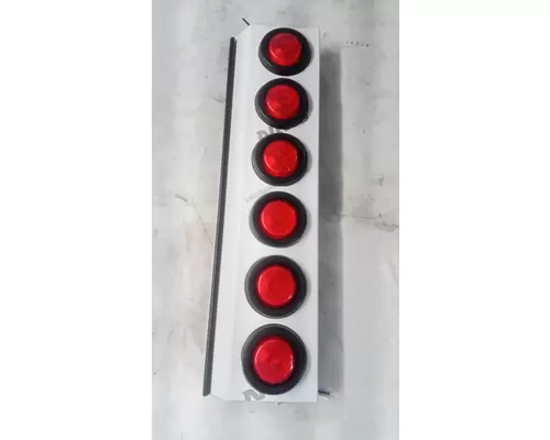 INTERNATIONAL 9900 Front Lamp (Turn Signal)