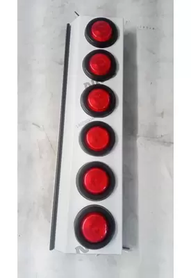 INTERNATIONAL 9900 Front Lamp (Turn Signal)