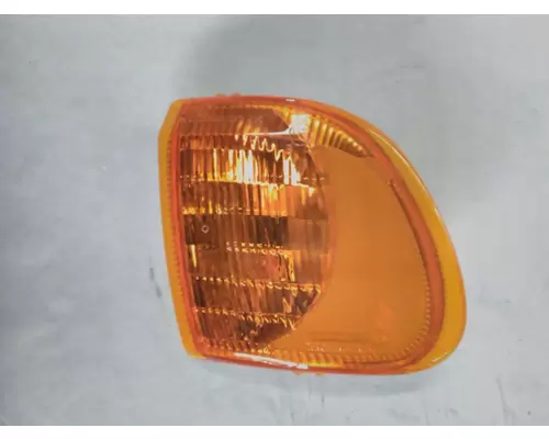 INTERNATIONAL 9900 Front Lamp (Turn Signal)