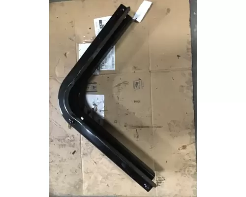 INTERNATIONAL 9900 Fuel Tank StrapHanger