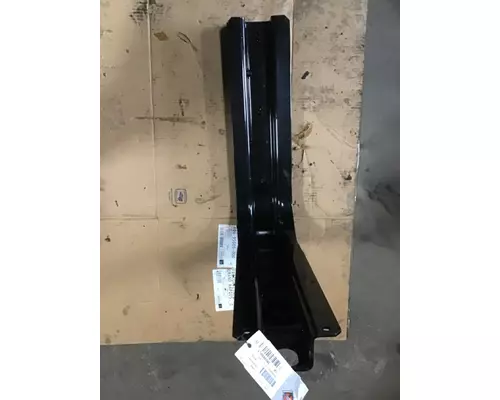 INTERNATIONAL 9900 Fuel Tank StrapHanger