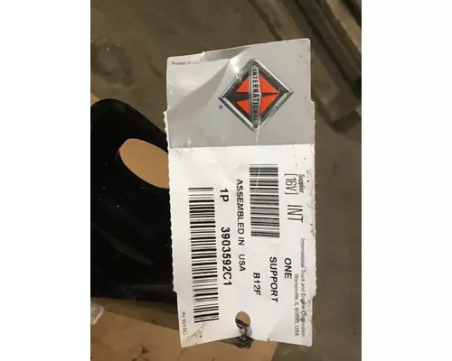 INTERNATIONAL 9900 Fuel Tank StrapHanger
