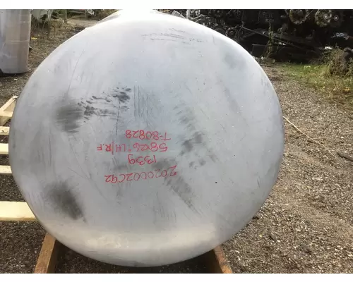 INTERNATIONAL 9900 Fuel Tank