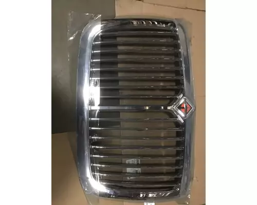 INTERNATIONAL 9900 GRILLE