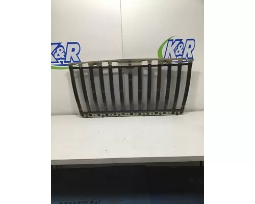 INTERNATIONAL 9900 Grille