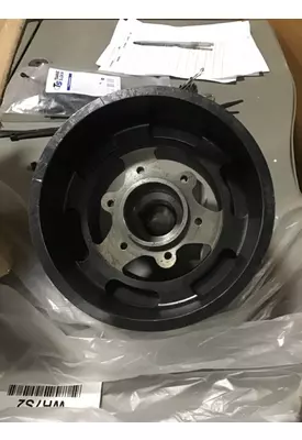 INTERNATIONAL 9900 Harmonic Balancer