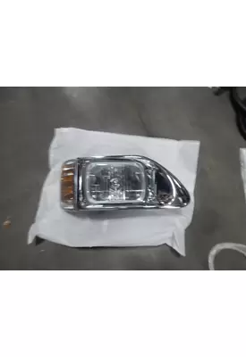 INTERNATIONAL 9900 Headlamp Assembly