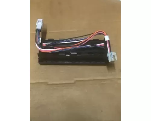 INTERNATIONAL 9900 Hood Strut