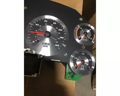 INTERNATIONAL 9900 Instrument Cluster Bezel