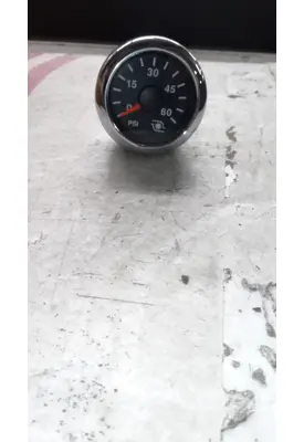 INTERNATIONAL 9900 Instrument Cluster