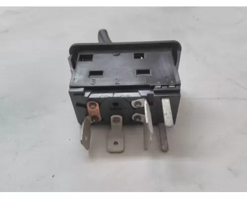 INTERNATIONAL 9900 Interior, Misc. Part