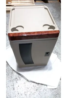 INTERNATIONAL 9900 Interior Parts, Misc.