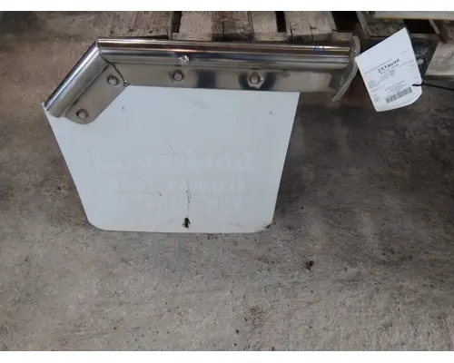 INTERNATIONAL 9900 MUD FLAP HANGER
