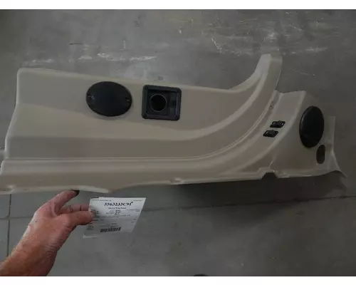 INTERNATIONAL 9900 PANEL, INTERIOR TRIM