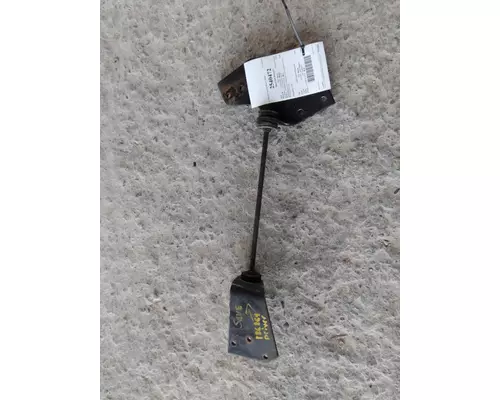 INTERNATIONAL 9900 RADIATOR BRACKET