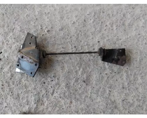 INTERNATIONAL 9900 RADIATOR BRACKET