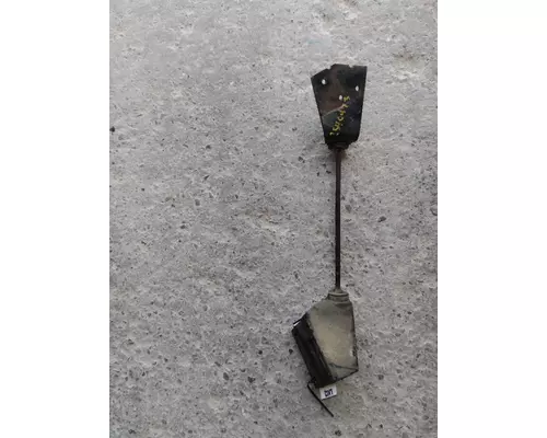 INTERNATIONAL 9900 RADIATOR BRACKET