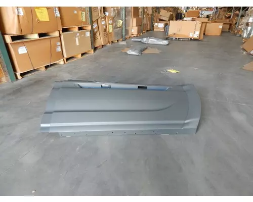 INTERNATIONAL 9900 Side Fairing Side Skirting