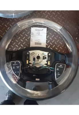 INTERNATIONAL 9900 Steering Wheel