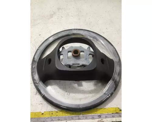 INTERNATIONAL 9900 Steering Wheel