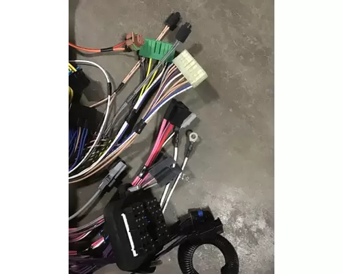 INTERNATIONAL 9900 WIRING HARNESS