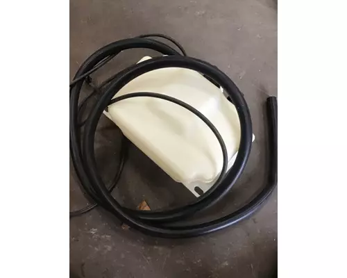 INTERNATIONAL 9900 Windshield Washer Reservoir