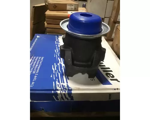 INTERNATIONAL 9900 Yoke