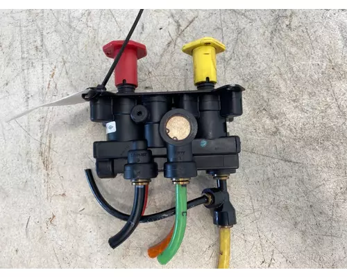 INTERNATIONAL 9900i Brake Proportioning Valve