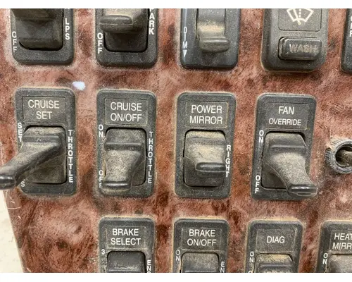 INTERNATIONAL 9900i Dash  Console Switch