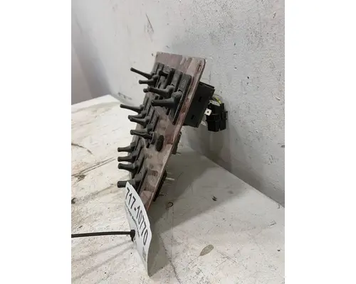 INTERNATIONAL 9900i Dash  Console Switch