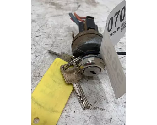 INTERNATIONAL 9900i Ignition Switch