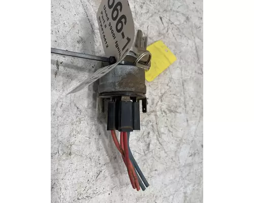 INTERNATIONAL 9900i Ignition Switch