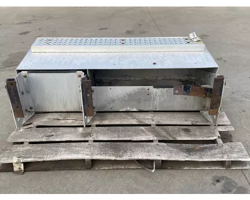INTERNATIONAL 9900i Tool Box