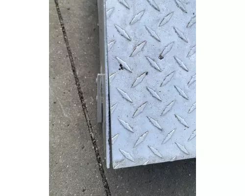 INTERNATIONAL 9900i Tool Box