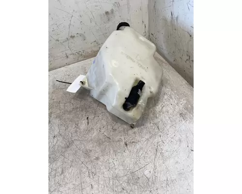INTERNATIONAL 9900i Windshield Washer Reservoir