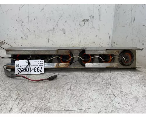 INTERNATIONAL 9900ix Air Cleaner