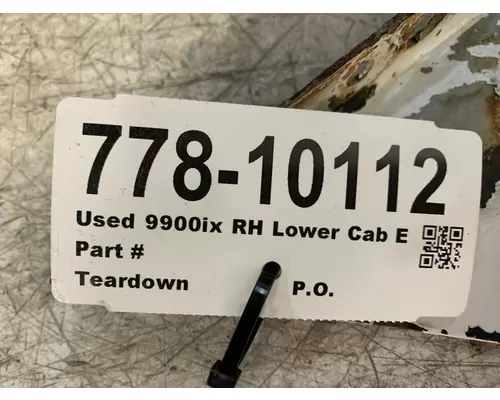 INTERNATIONAL 9900ix Cab