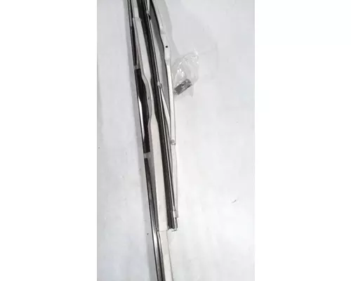 INTERNATIONAL ALL Windshield Wiper Arm