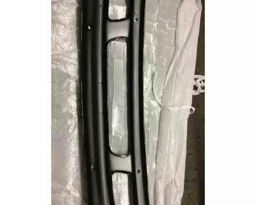 INTERNATIONAL BE Bumper Assembly, Front
