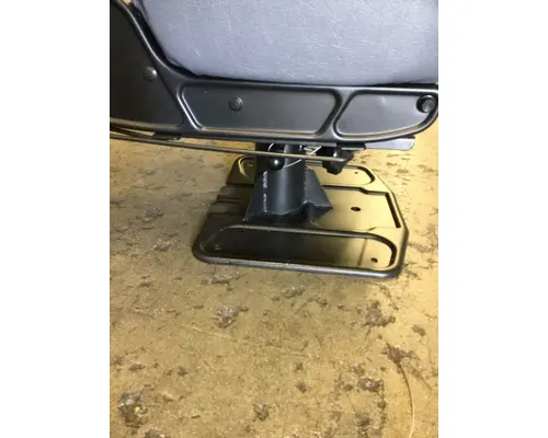 INTERNATIONAL BE Seat, Front