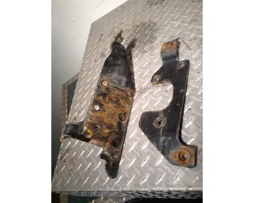 INTERNATIONAL BUS Bumper Bracket, Front