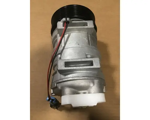 INTERNATIONAL CE 200/300 BUS  Air Conditioner Compressor