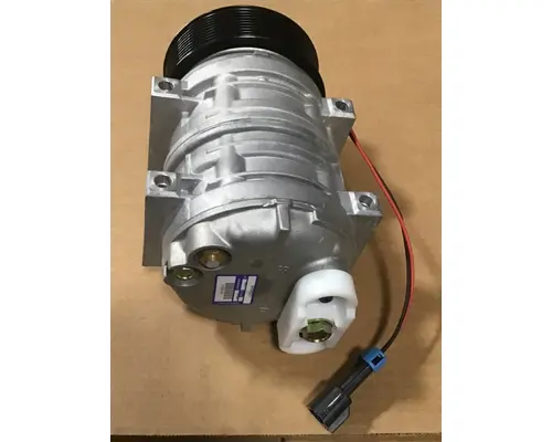 INTERNATIONAL CE 200/300 BUS  Air Conditioner Compressor
