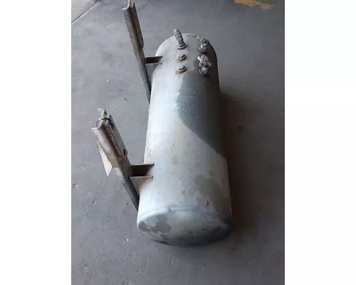 INTERNATIONAL CE 200/300 BUS  Air Tanks and Brackets